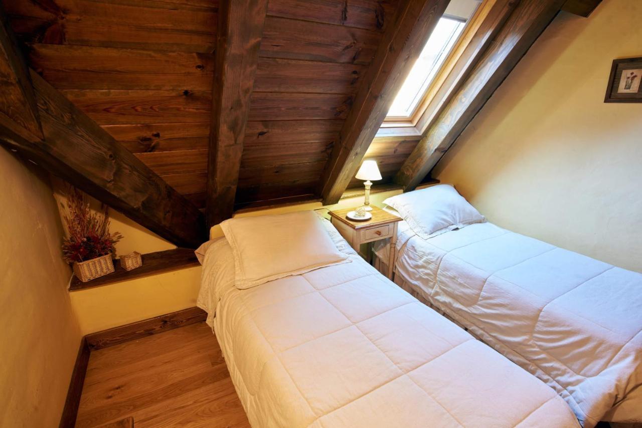 Apartamentos Solsalient Vilac Exterior photo